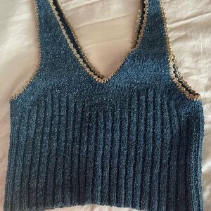 Elegant Blue Knit Tank Top with Cream Accents